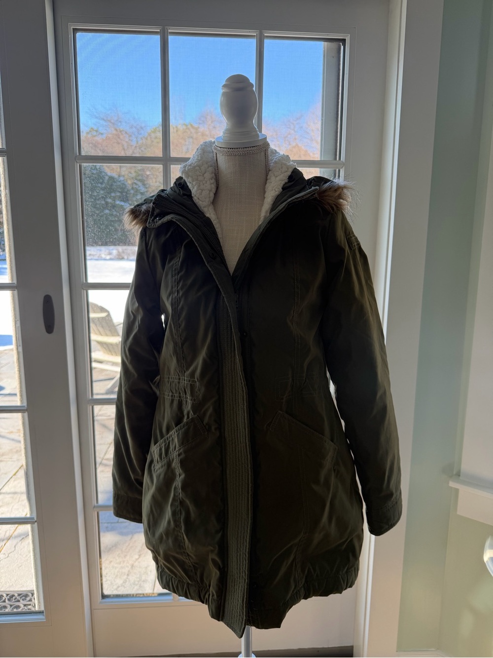 Abercrombie & Fitch Women's Olive Green Hooded Parka Jacket - Sherpa Lining